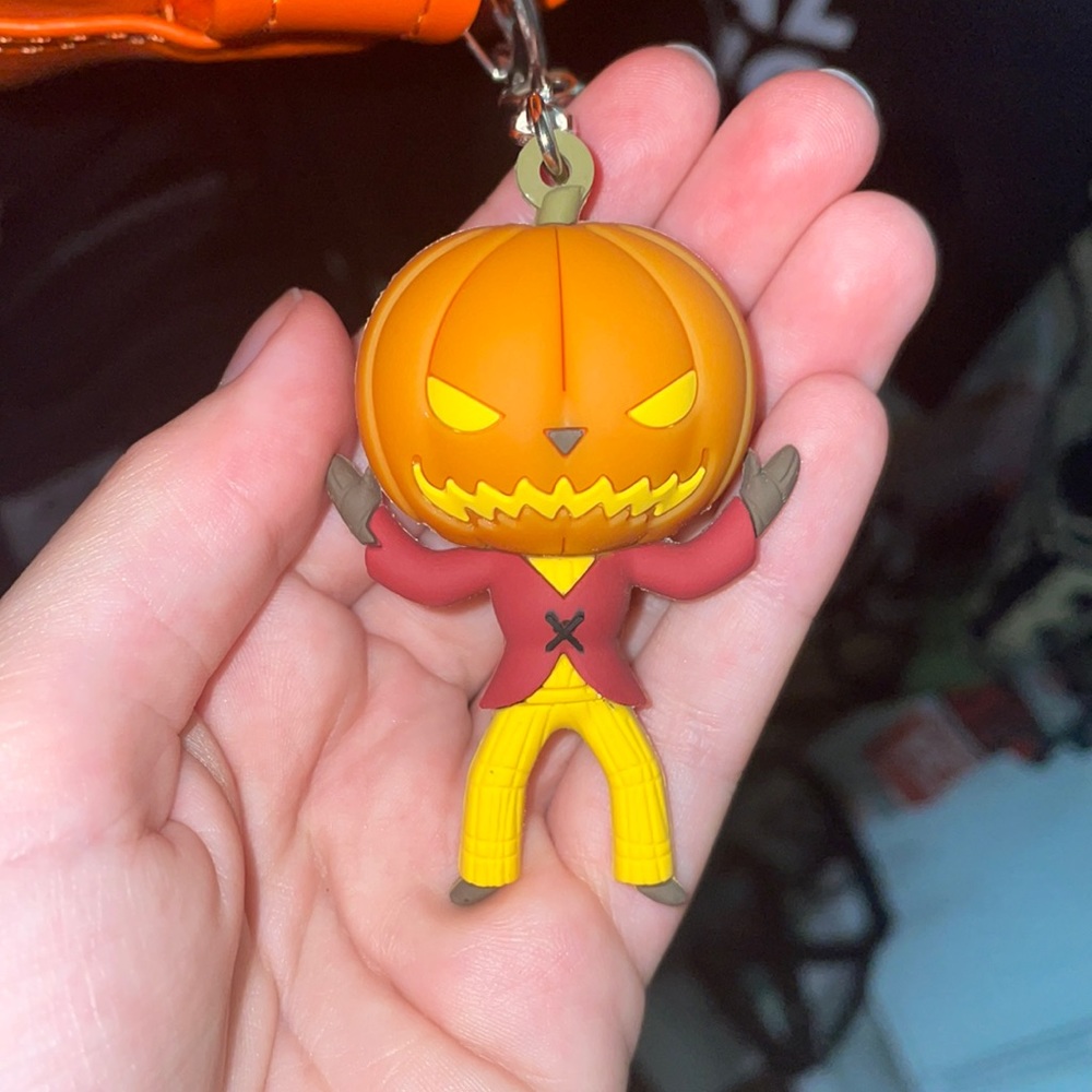 Nightmare before Christmas surprise box keychain